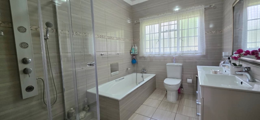 4 Bedroom Property for Sale in Jan Cillierspark Free State